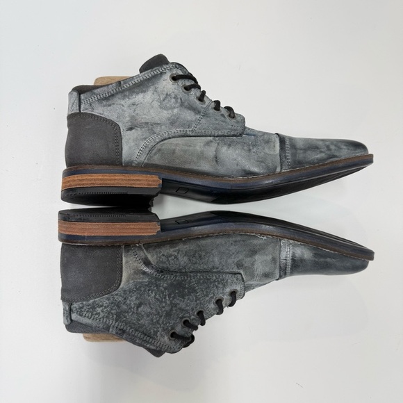 PARC CITY BOOT CO. Men\'s Distressed Gray Chukka Boots size 10 main image 5